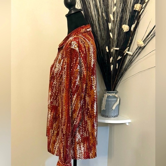 Donnekenny Timeless Elegance button down Blouse women size large - Picture 3 of 8